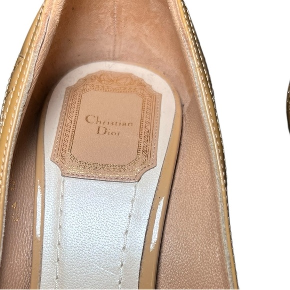 Christian Dior |Cannage Patent Leather Peep Toe Platform Pumps | Nude Heels | - Picture 8 of 14